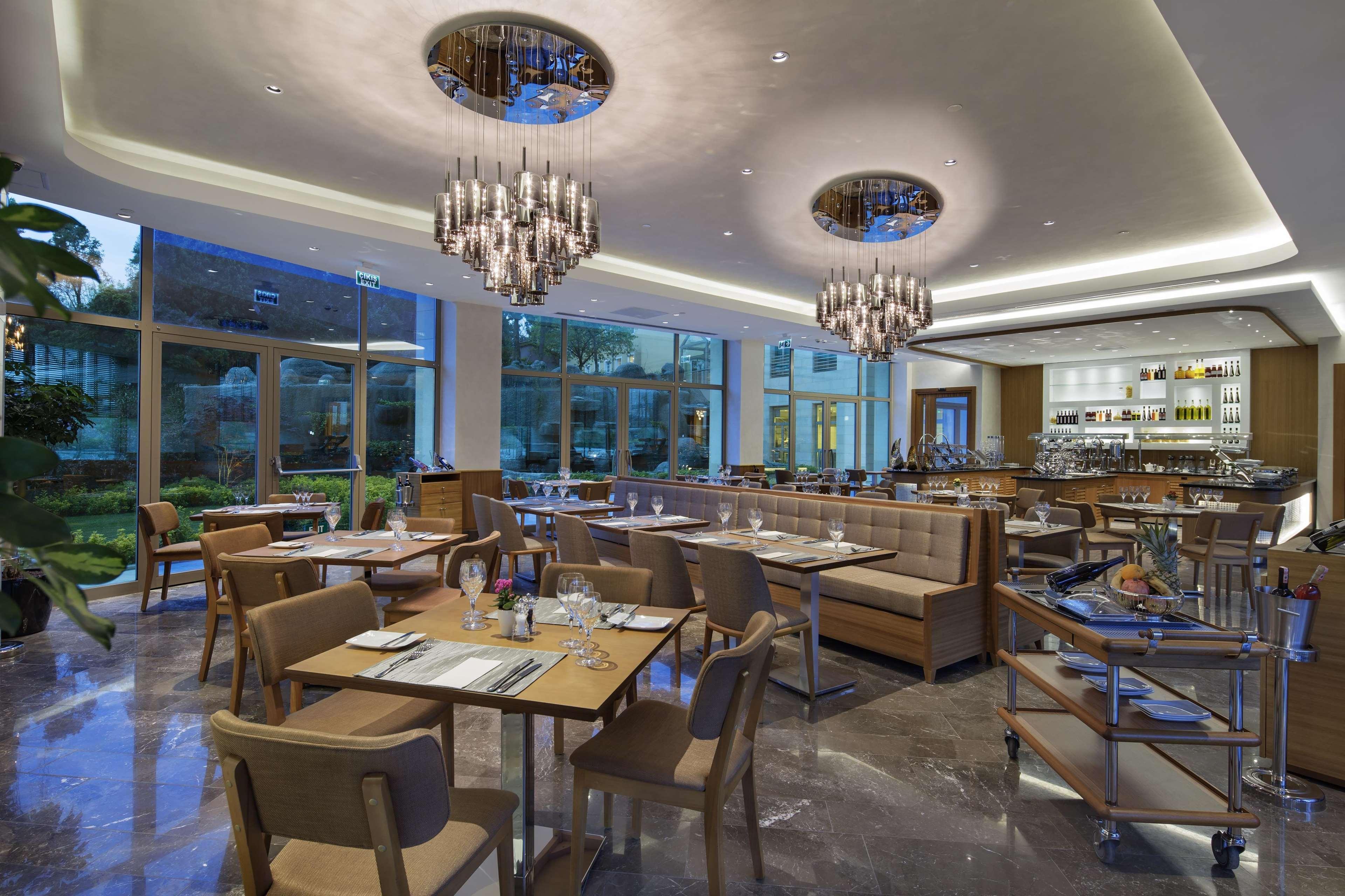 Doubletree By Hilton Hotel Istanbul - Tuzla Экстерьер фото