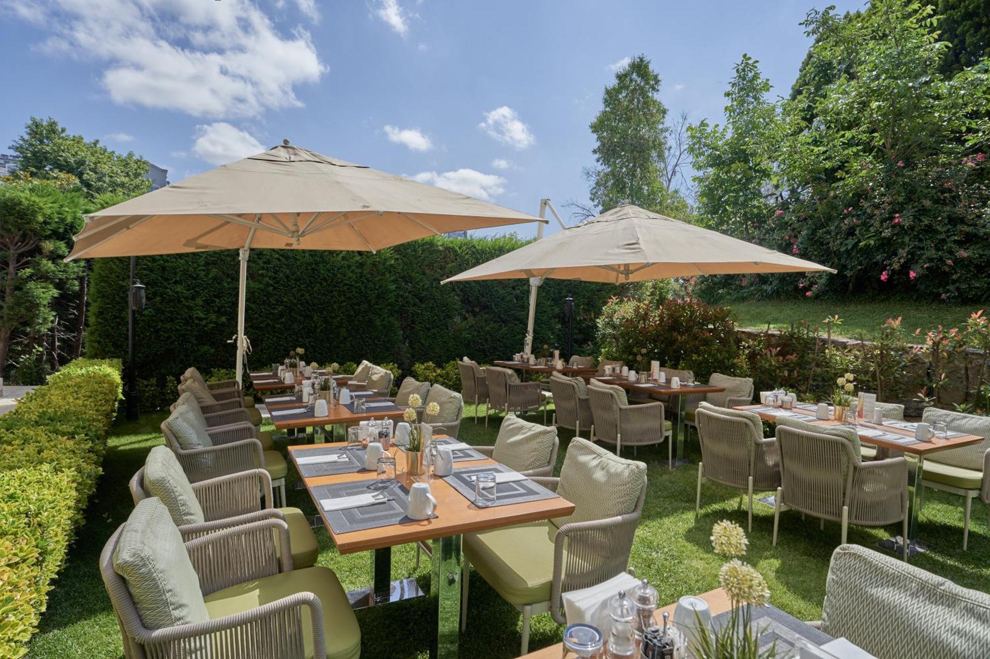 Doubletree By Hilton Hotel Istanbul - Tuzla Экстерьер фото